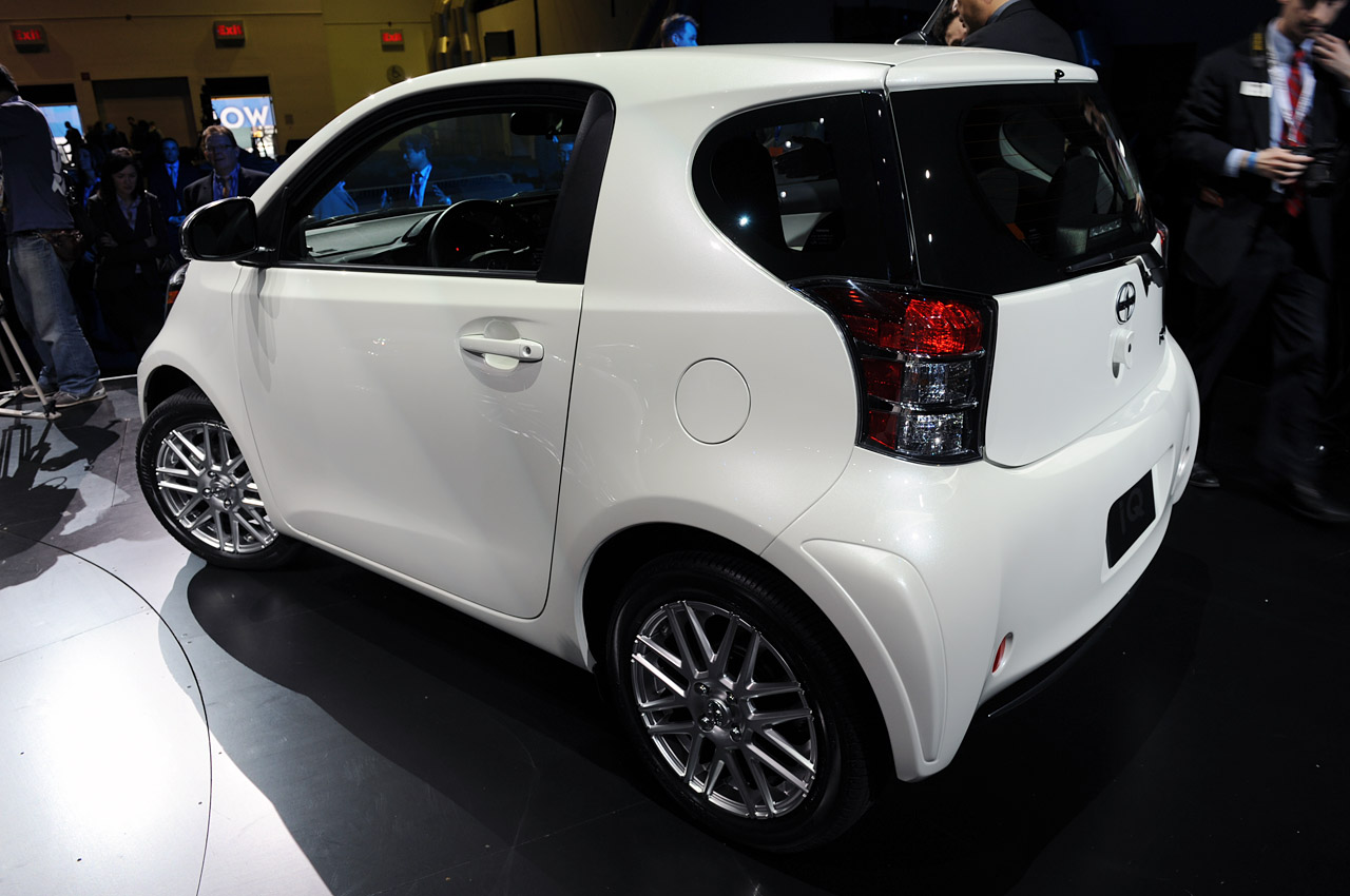 Review New Small Luxury Scion IQ Review New Small Luxury Scion IQ
